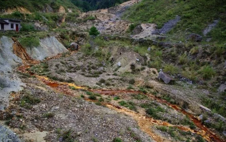 土壤不好种啥都不行，解决土壤6大病刻不容缓