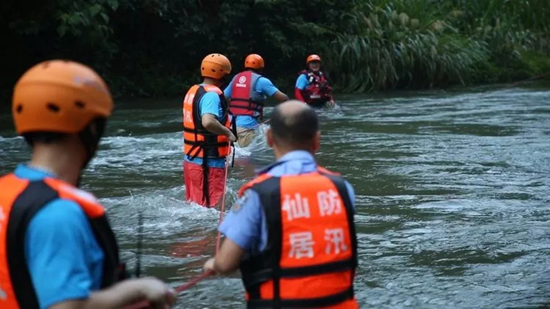 抛绳包搭建横渡系统