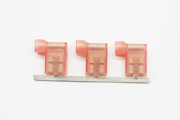 新式全包膠旗型端子