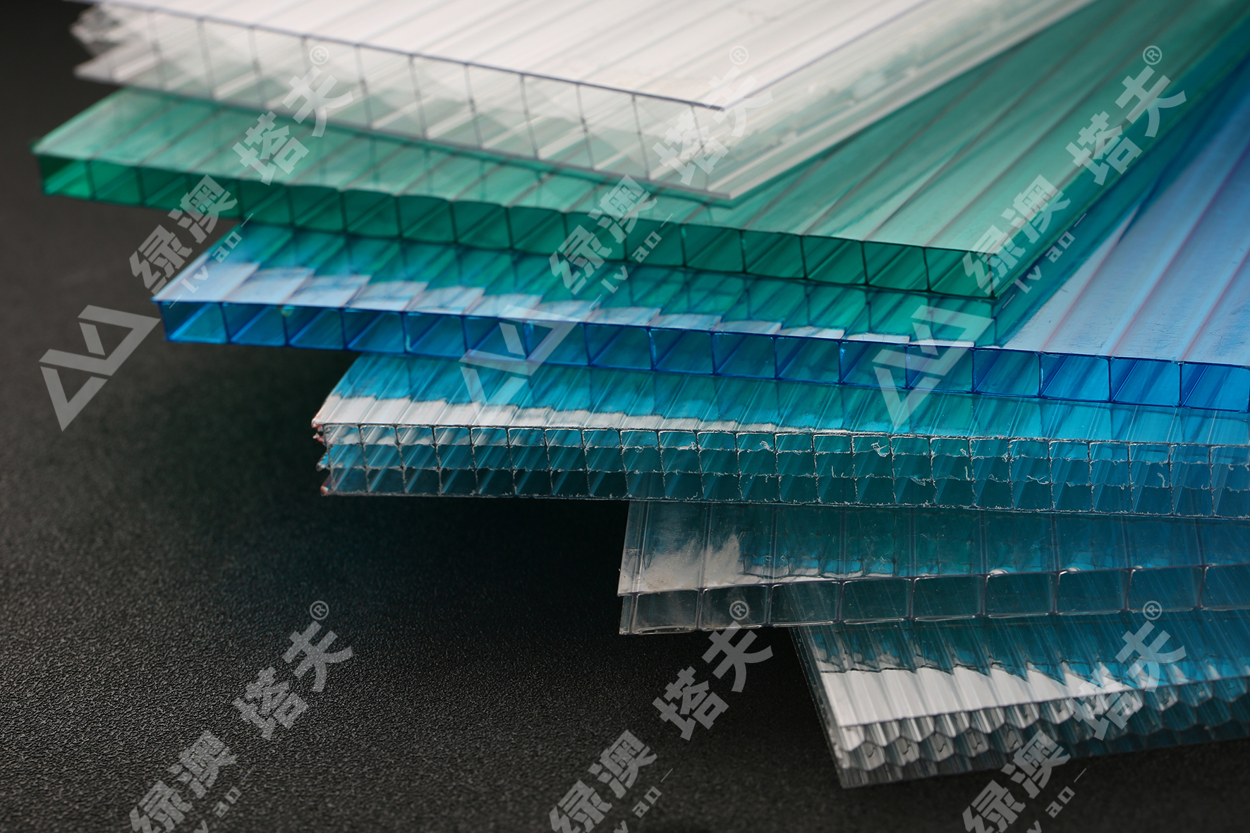 Pc阳光板价格这里看 影响因素至关重要 上海绿澳新材料科技有限公司