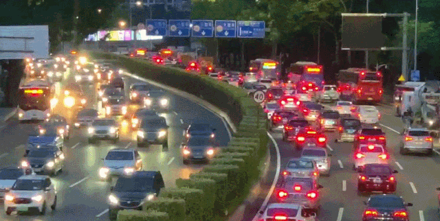 堵車