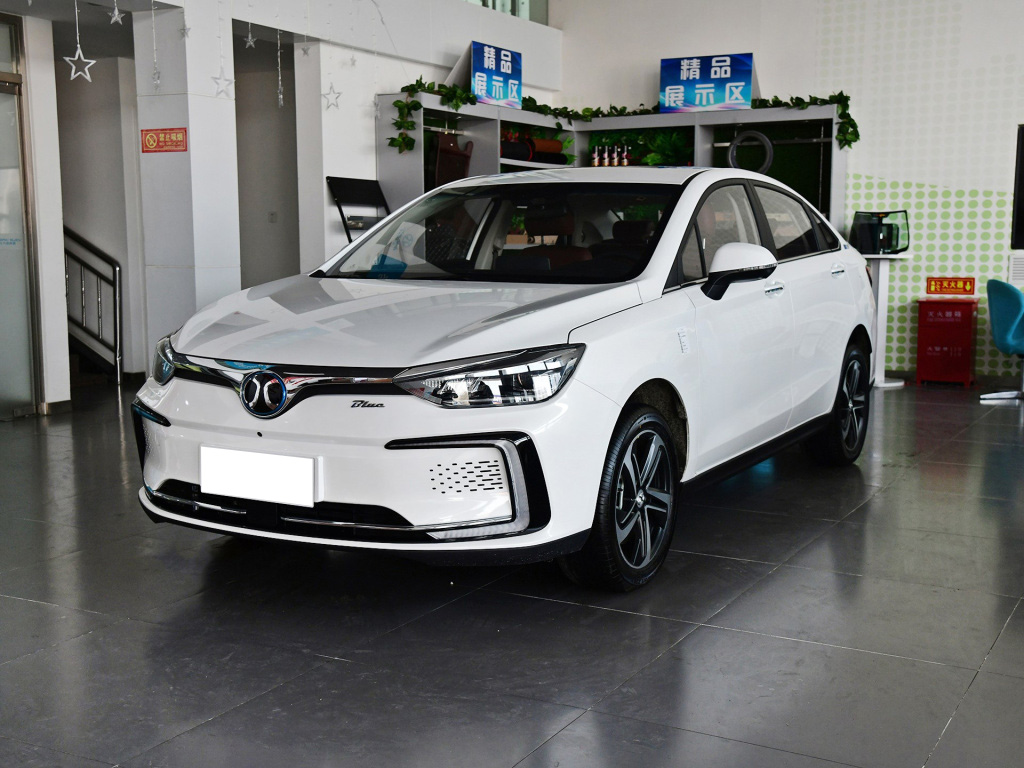 北汽新能源EU5