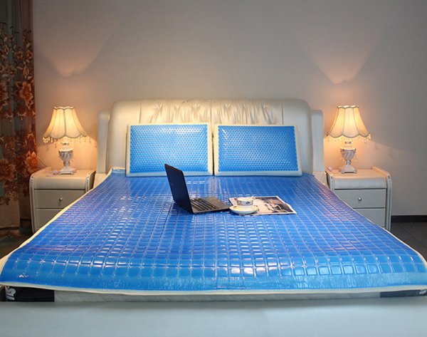 四序通用凝胶影象棉两用床垫