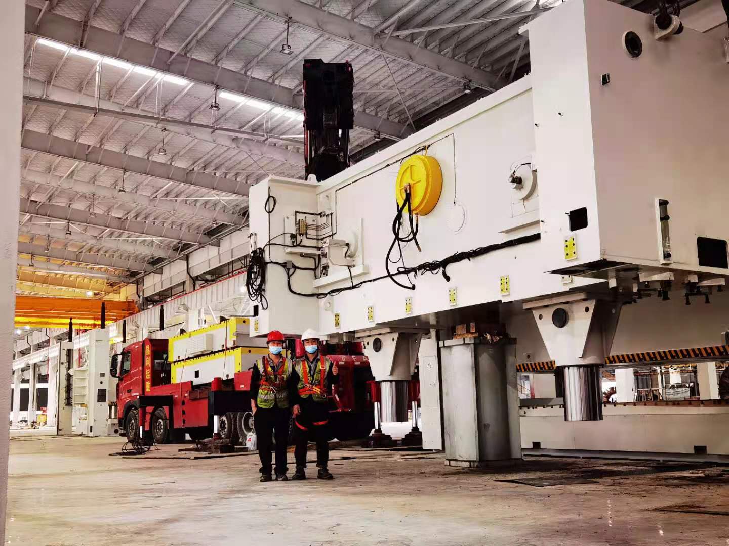 大型設(shè)備搬運(yùn)吊裝