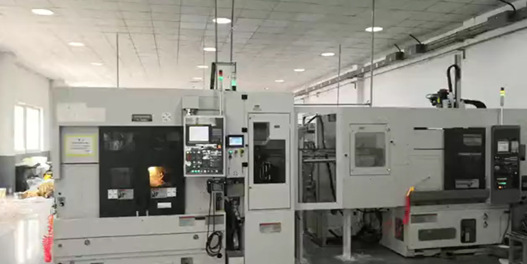 五軸加工中心 五軸加工中心