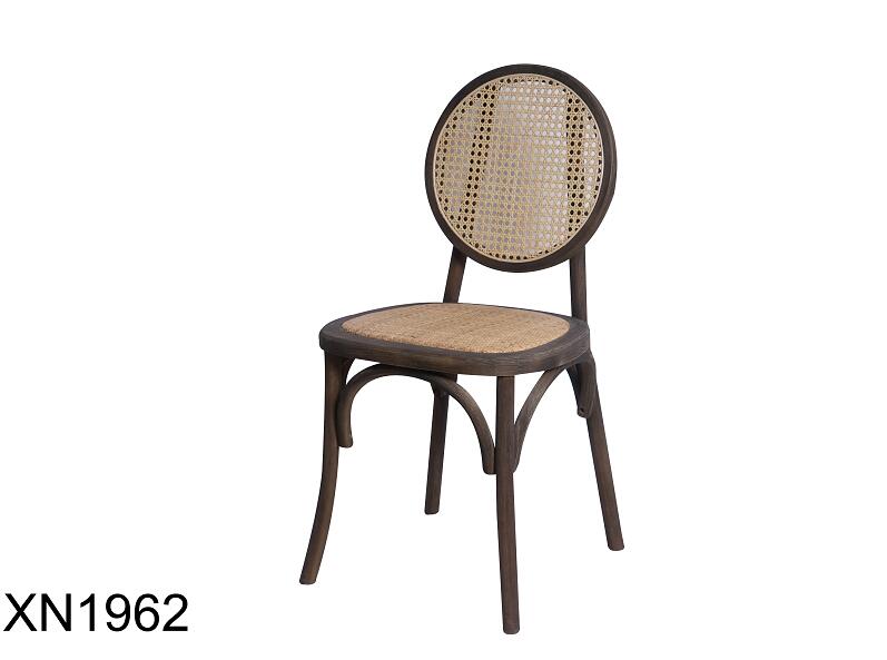 The Nordic chairCreative furnitureDesigner chairBending wood