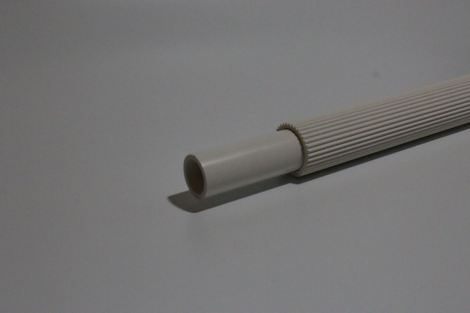 廠家批發(fā)定制各種規(guī)格塑料管材 量大從優(yōu)