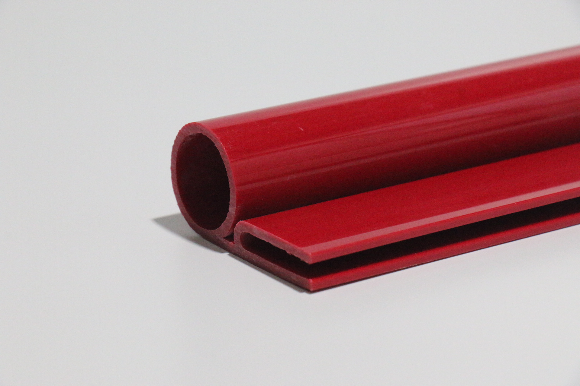 廠家批發(fā)定制各種規(guī)格塑料管材 量大從優(yōu)