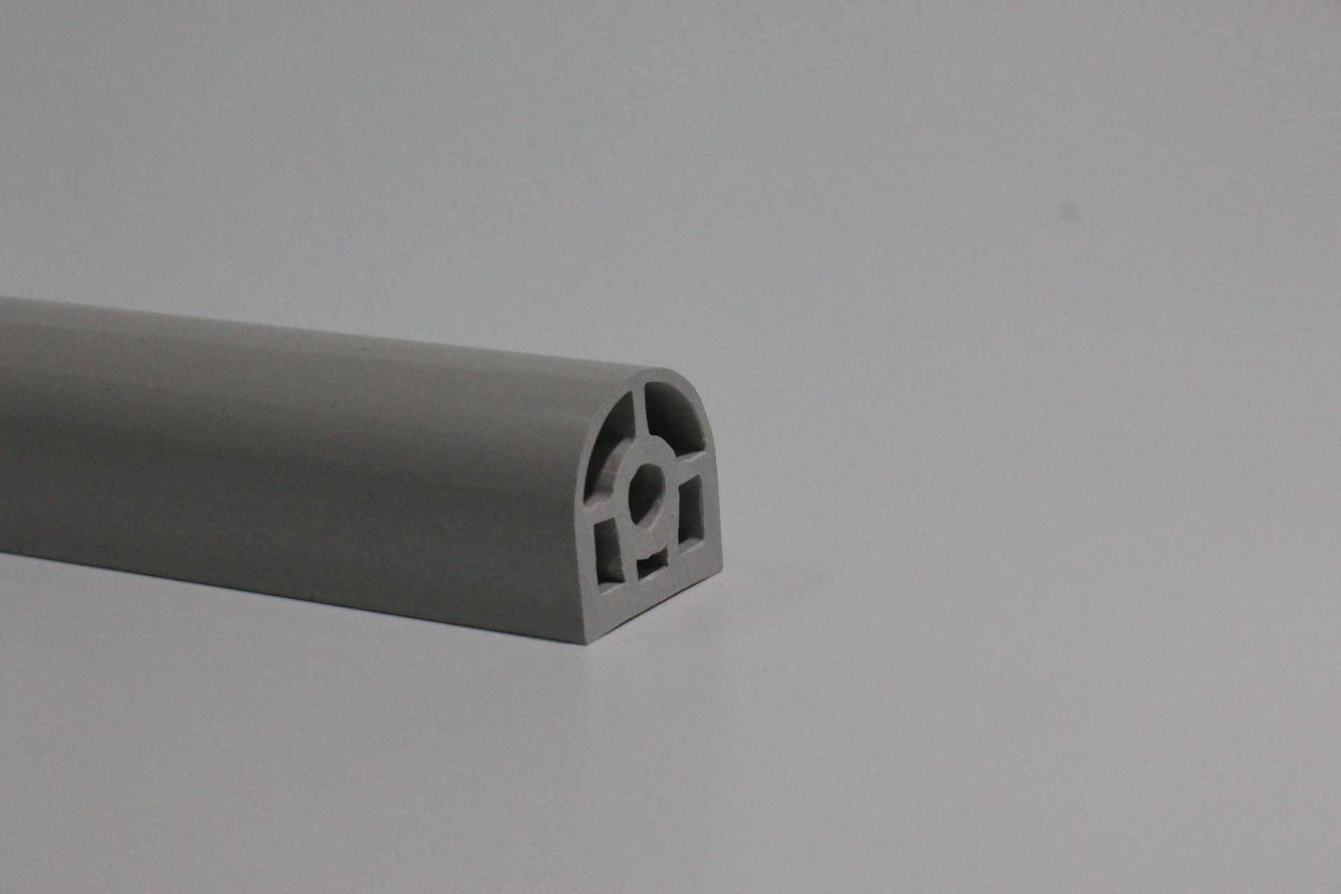 廠家批發(fā)定制各種規(guī)格塑料管材 量大從優(yōu)