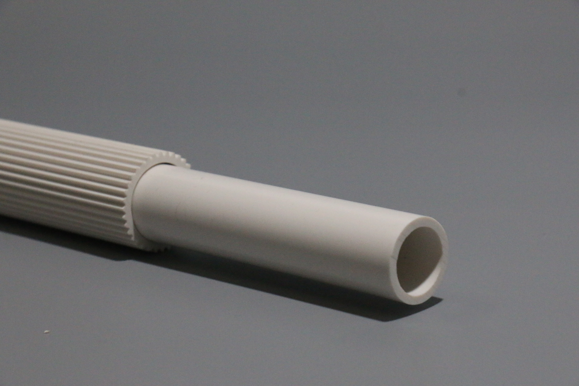 廠家批發(fā)定制各種規(guī)格塑料管材 量大從優(yōu)