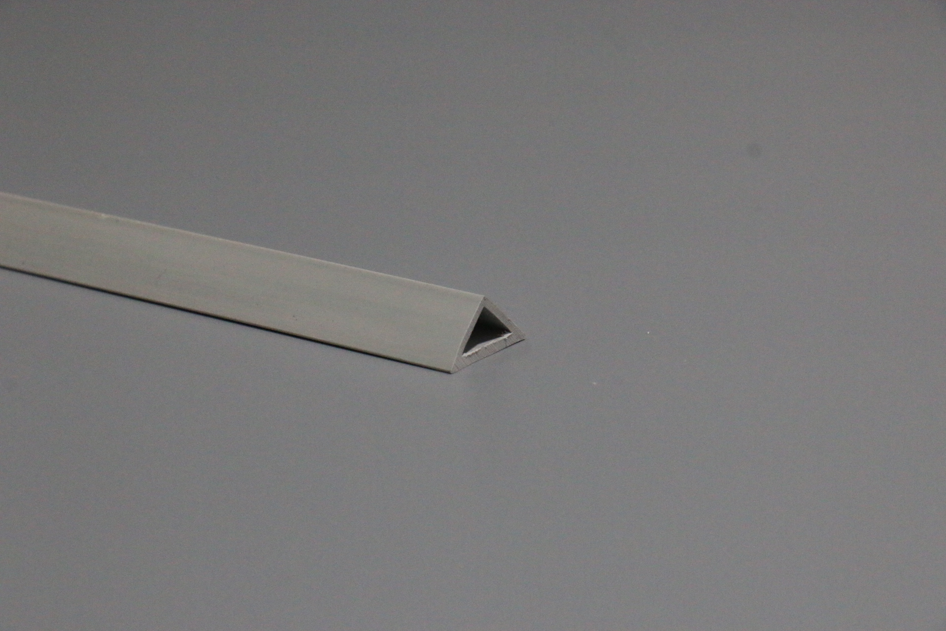 廠家直銷PVC混凝土圓角條 優質塑料倒角條