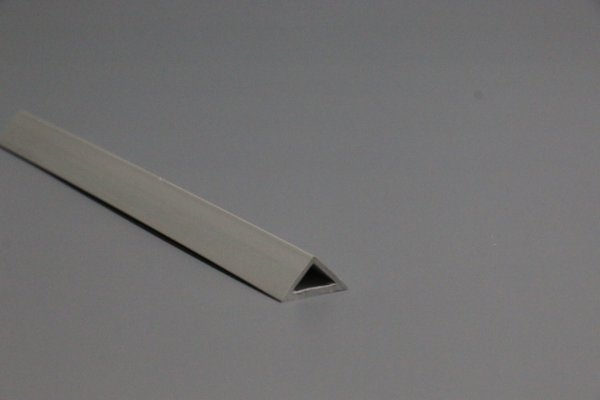 廠家直銷PVC混凝土圓角條 優質塑料倒角條