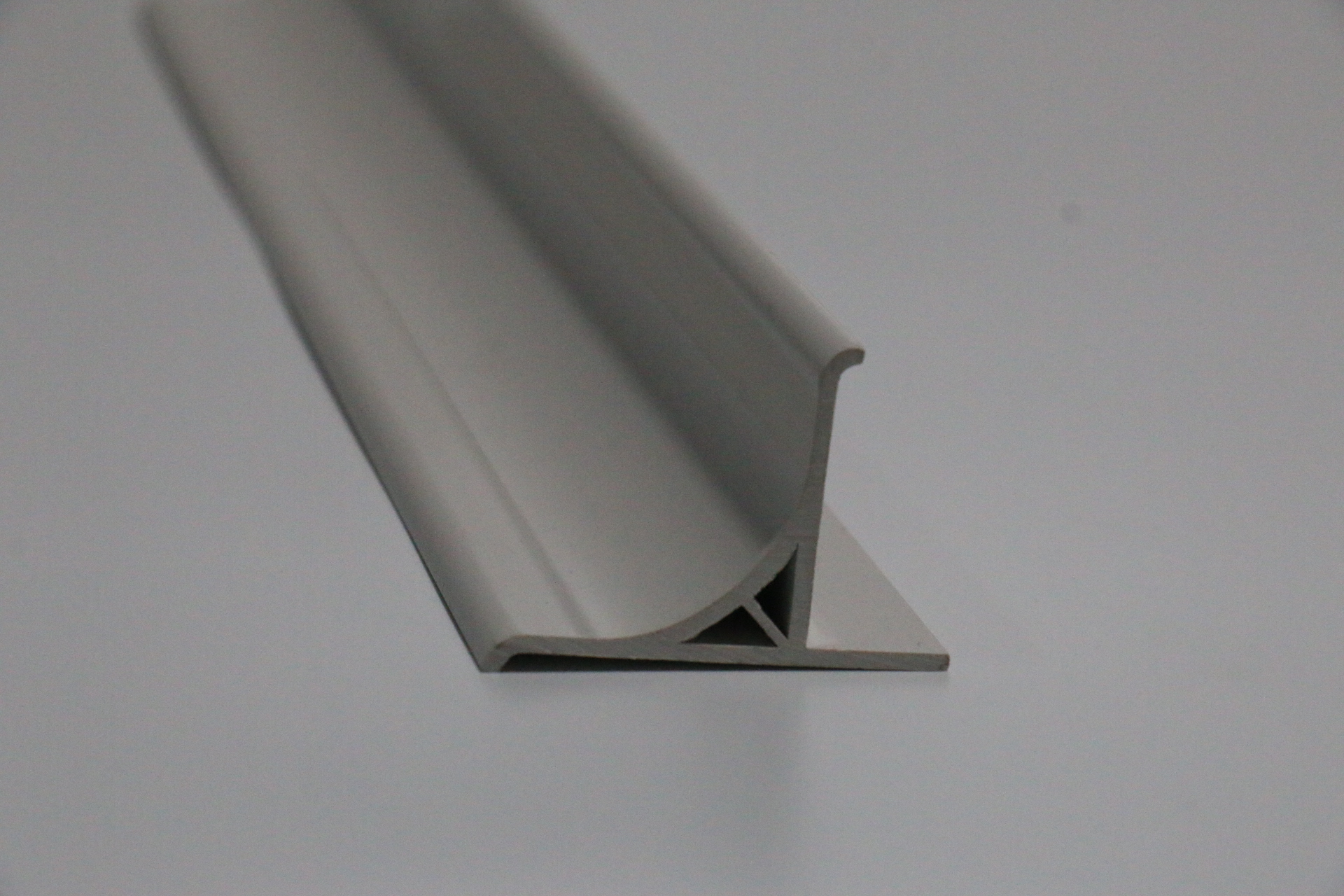 廠家直銷PVC混凝土圓角條 優質塑料倒角條