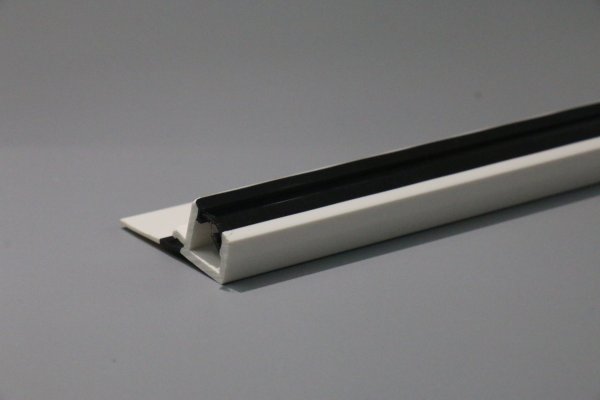 廠家直銷塑料共擠型材 塑料雙色型材軟硬共擠型材