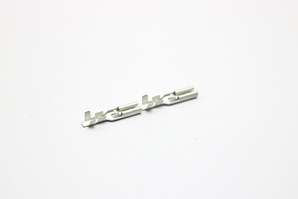 110帶鎖扣小腳插簧