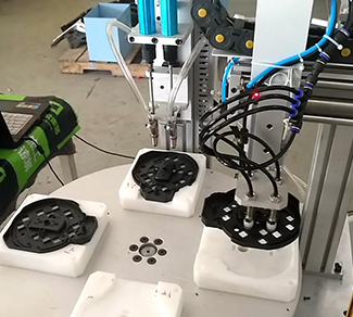 苏名自动化变频器满载测式实验台投入使用