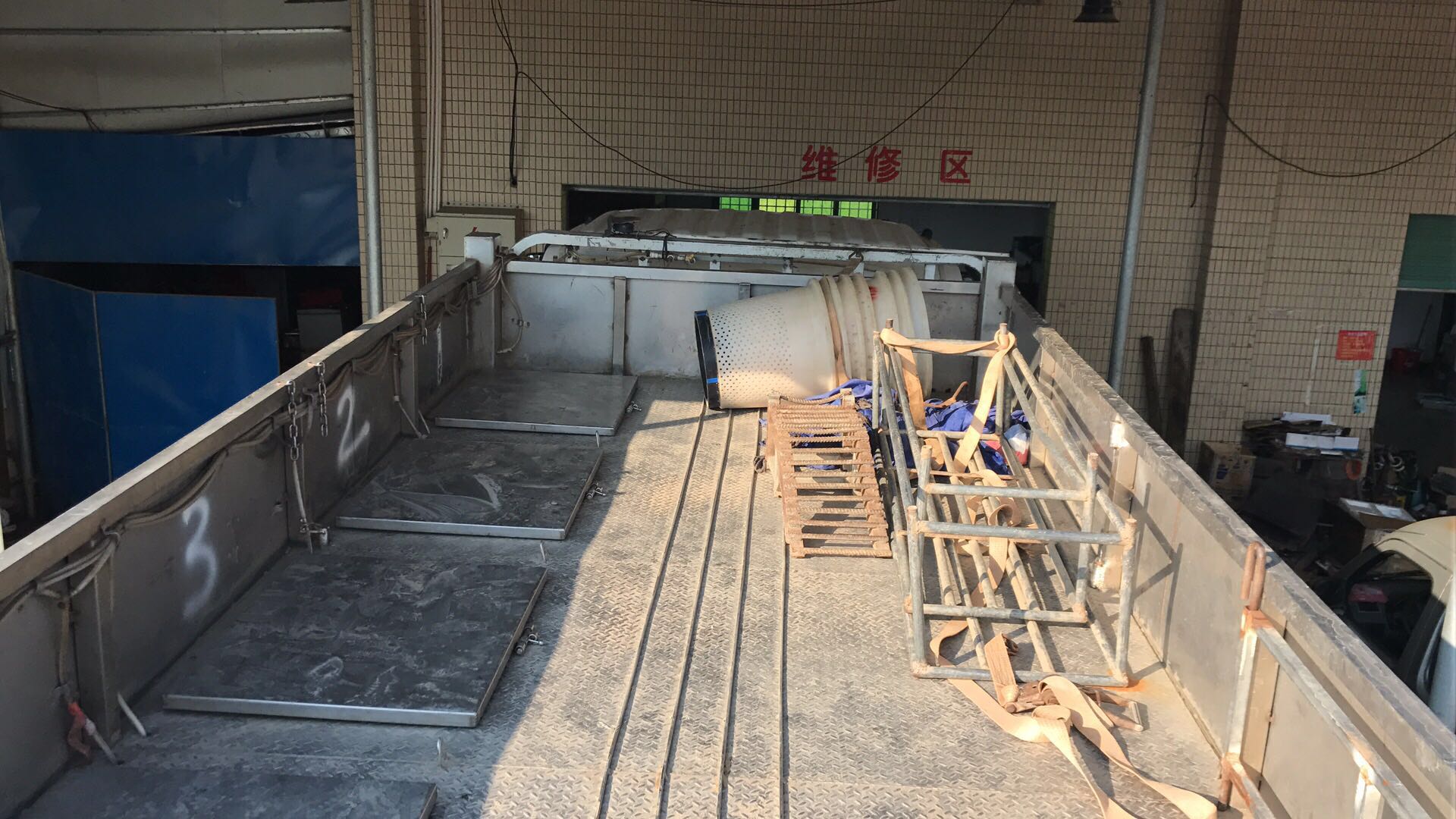 海鮮冷藏車車廂304不銹鋼回收等離子切割回收處理