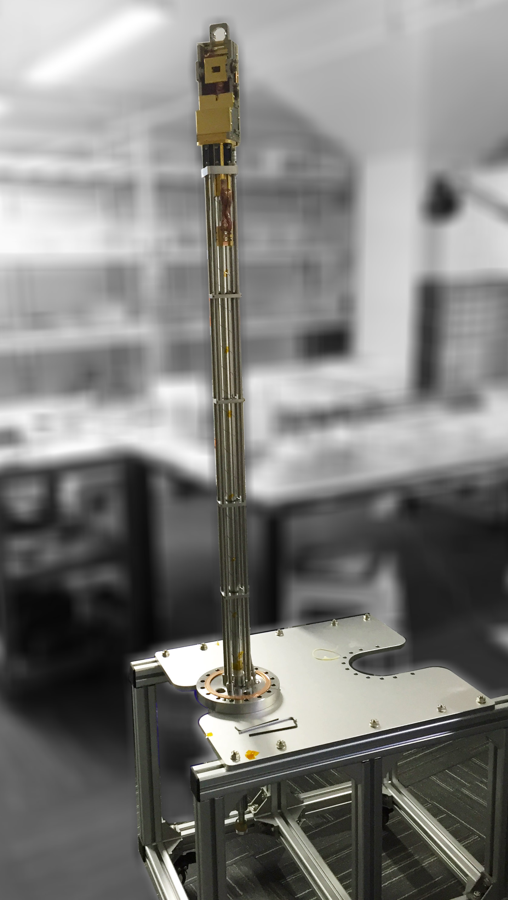 美國布魯克海文國家實(shí)驗(yàn)室5自由度低溫樣品架成功驗(yàn)收