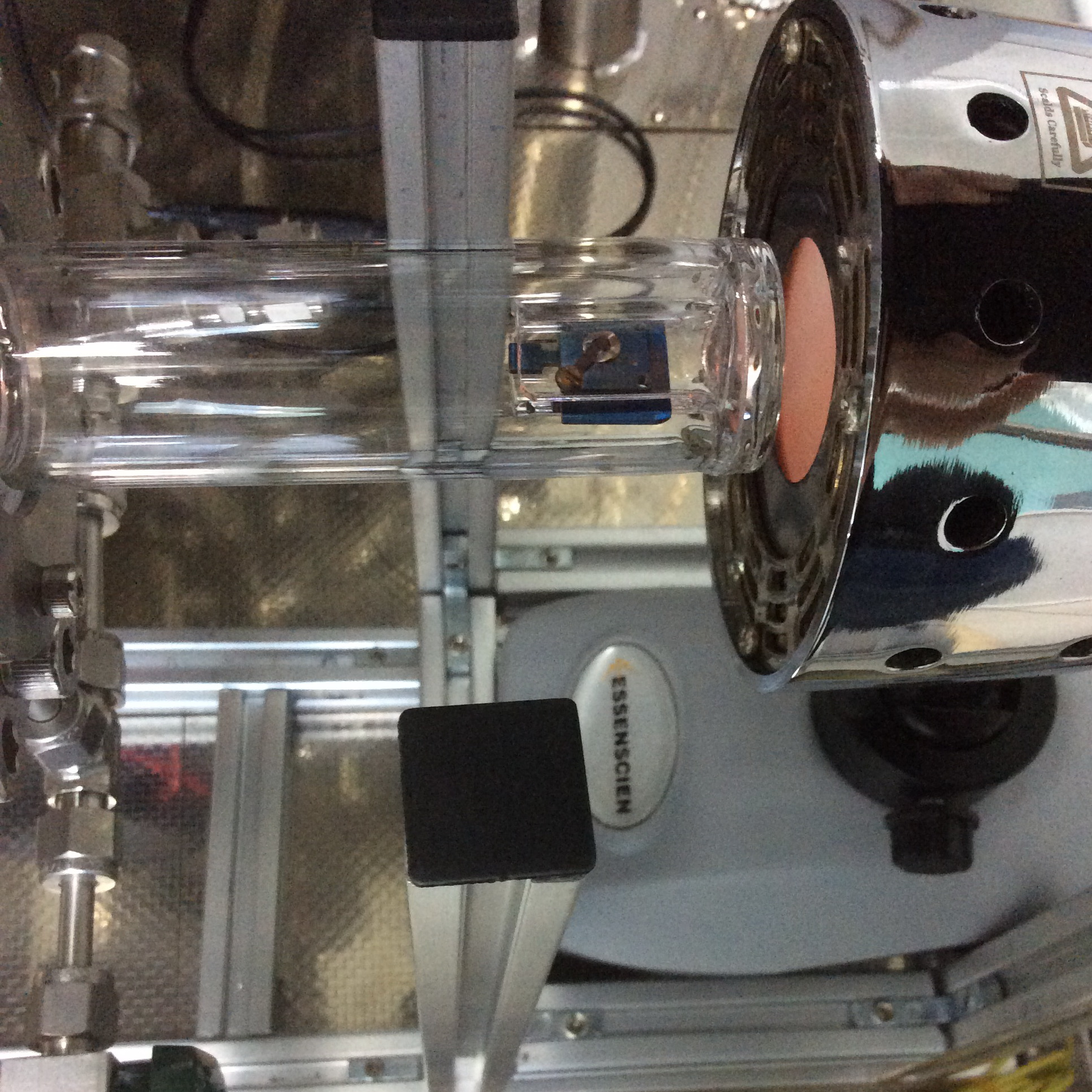 高壓氣體反應(yīng)池完成安裝驗(yàn)收