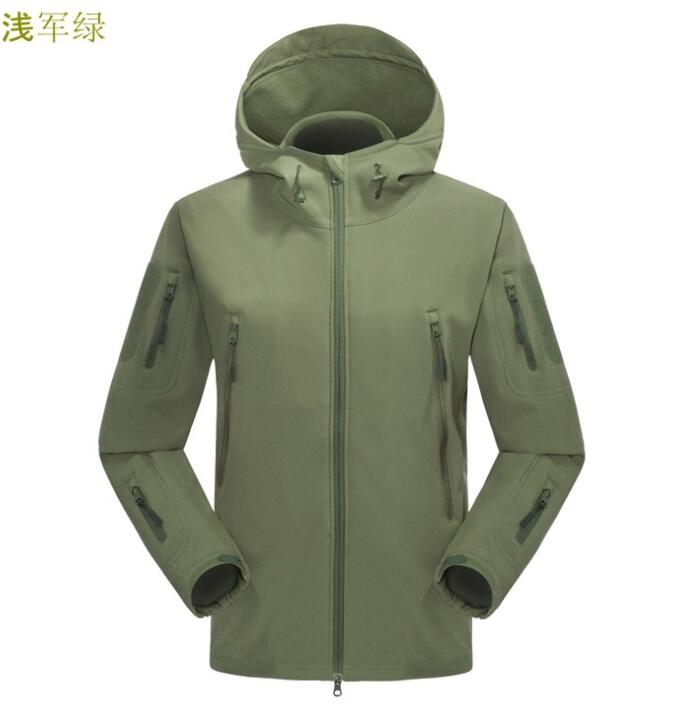 迷彩軟殼沖鋒衣