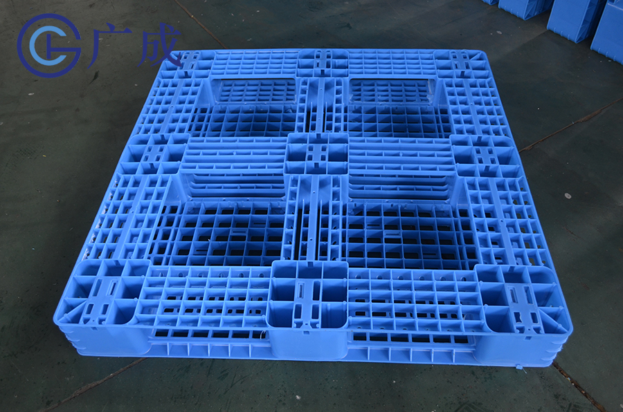 1212網(wǎng)格田字一體塑料托盤反面