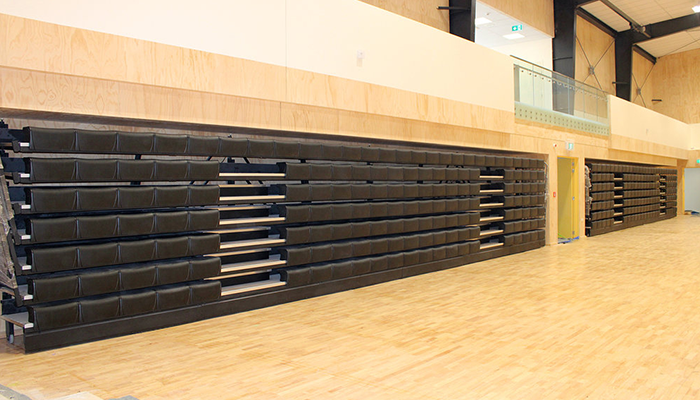 伸縮看臺-艾可塑膠條凳