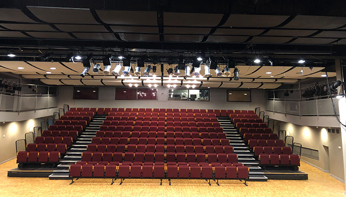 伸縮看臺-帕米沙發翻折椅