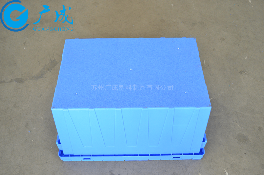 箱底采用磨砂防滑設計，耐磨損，且有助于在堆垛時安全性、穩定性，有利于在傳送帶流水線上平穩使用