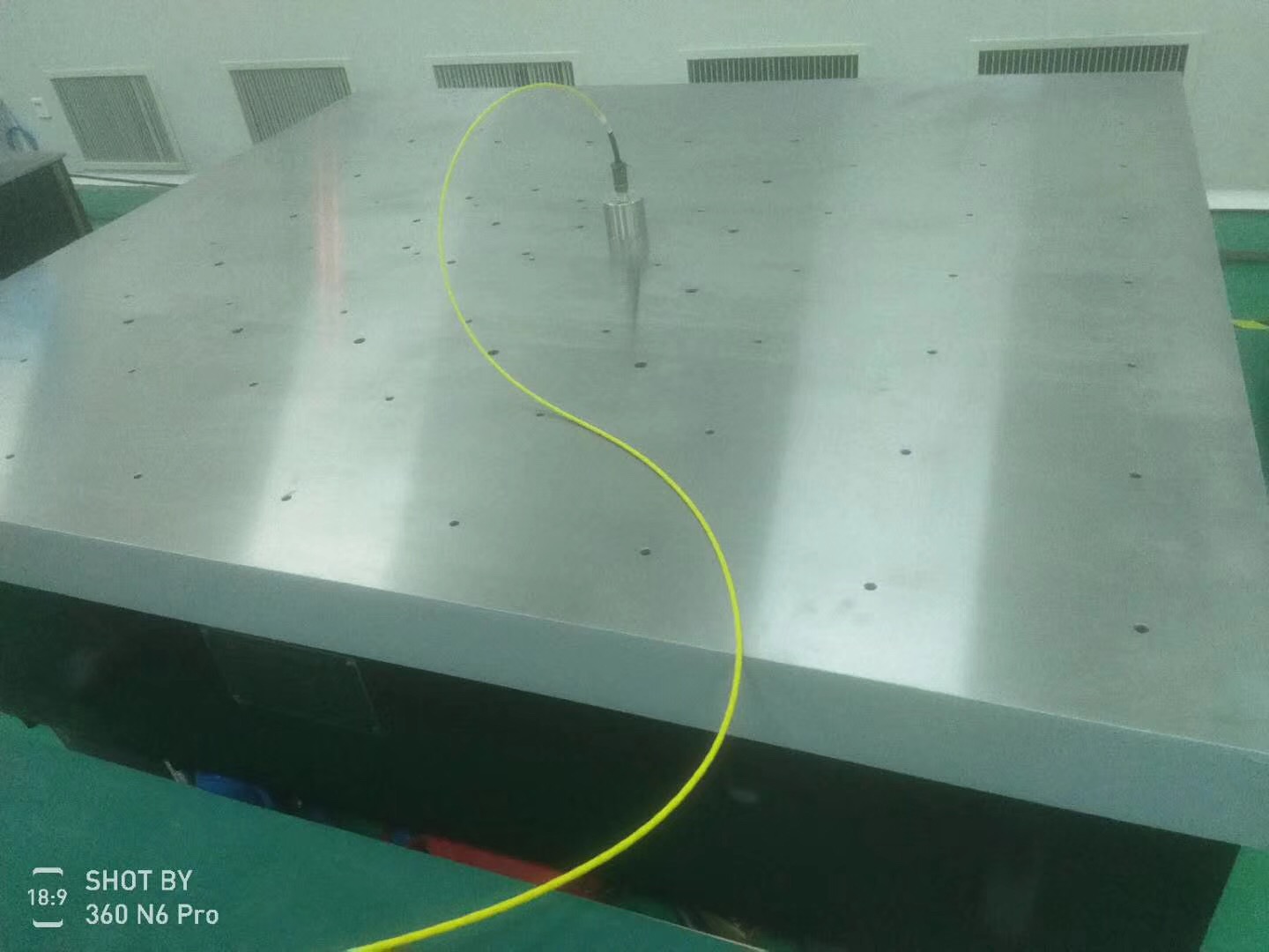 北京某单位1.7赫兹高精度隔振系统