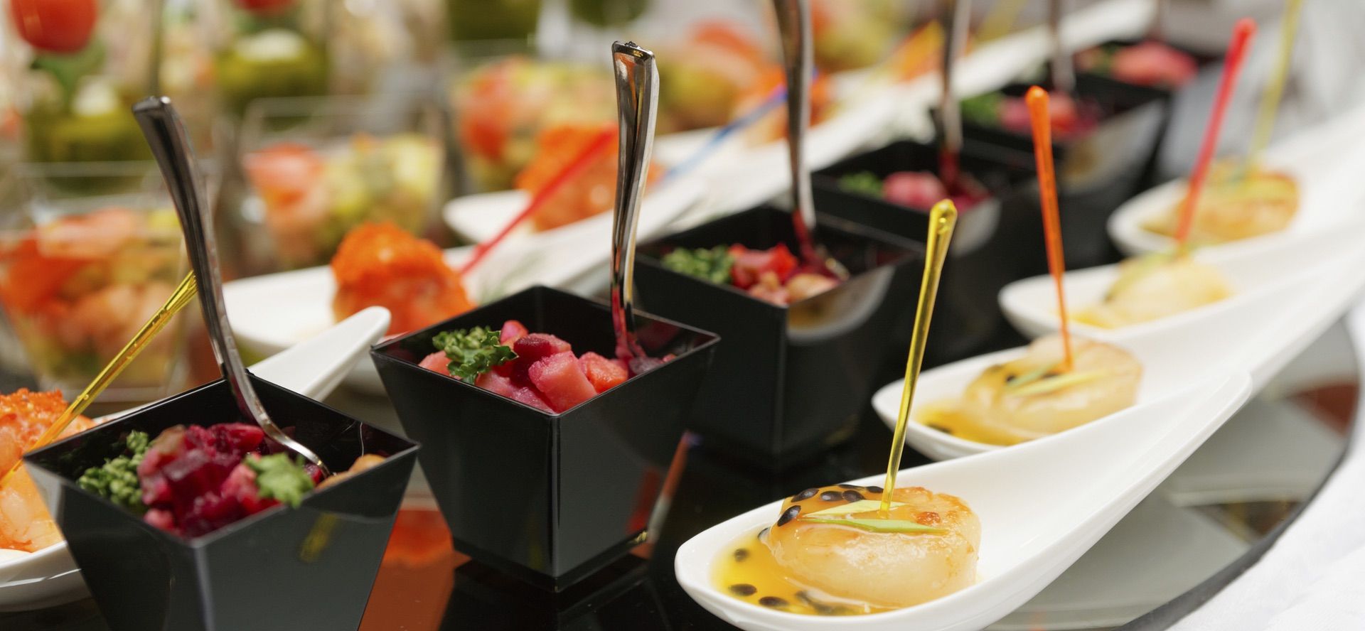 舉辦冷餐會(huì)要注意哪些細(xì)節(jié)