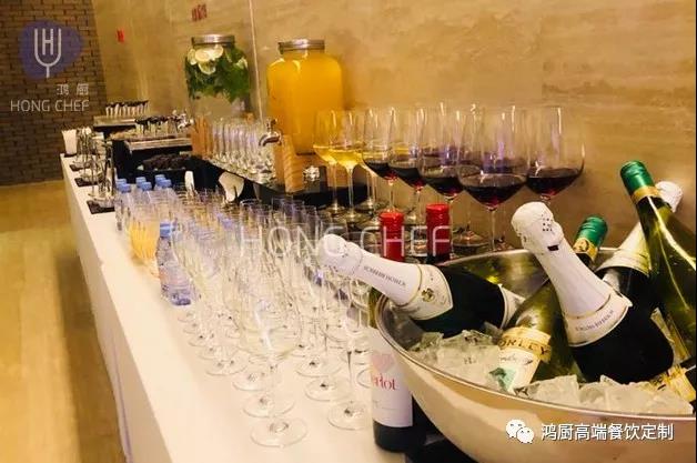 冷餐會(huì)擺臺(tái)