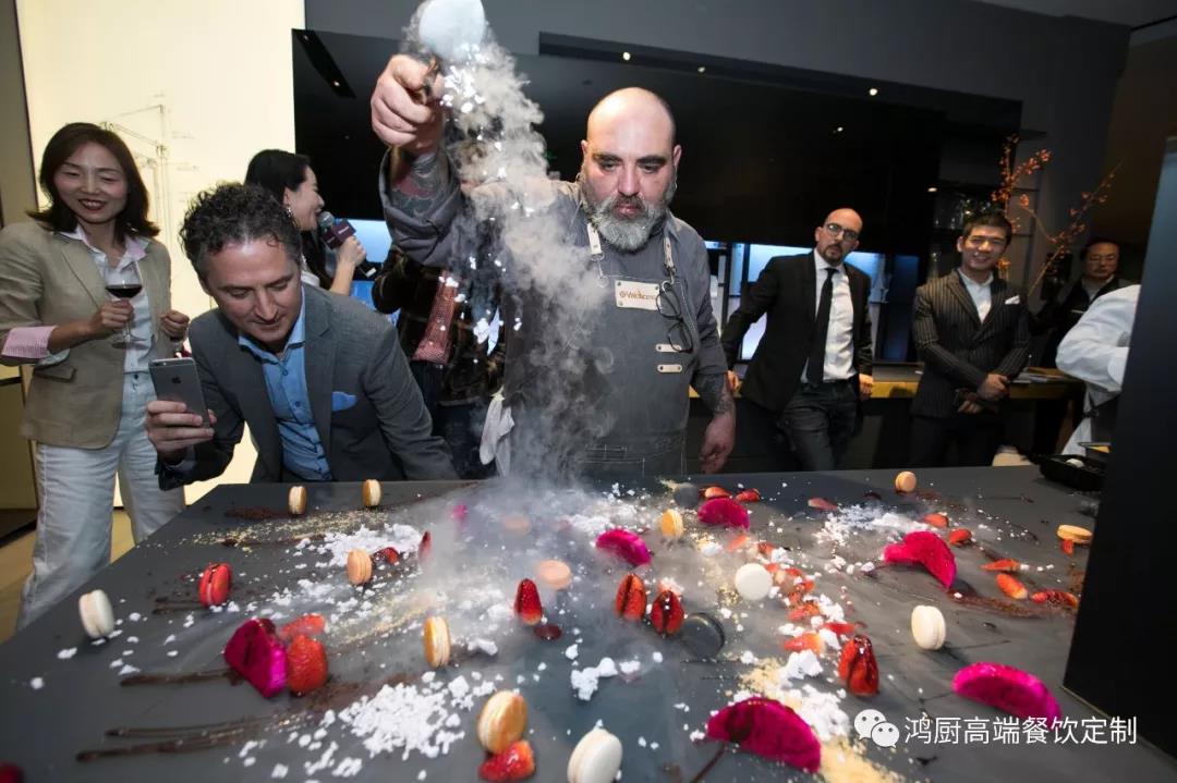 廚藝秀藝術(shù)甜點(diǎn)