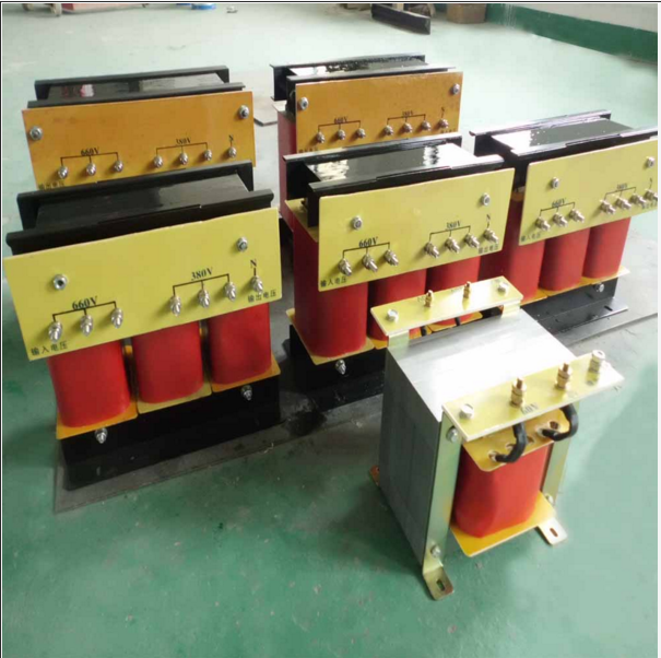 變壓器.png 變壓器.png