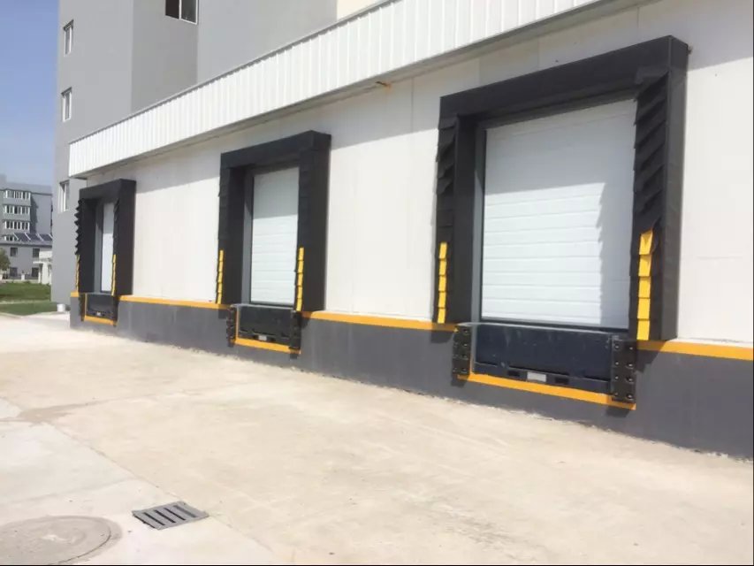 工業(yè)滑升門 工業(yè)滑升門