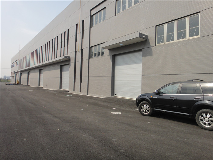 工業(yè)滑升門