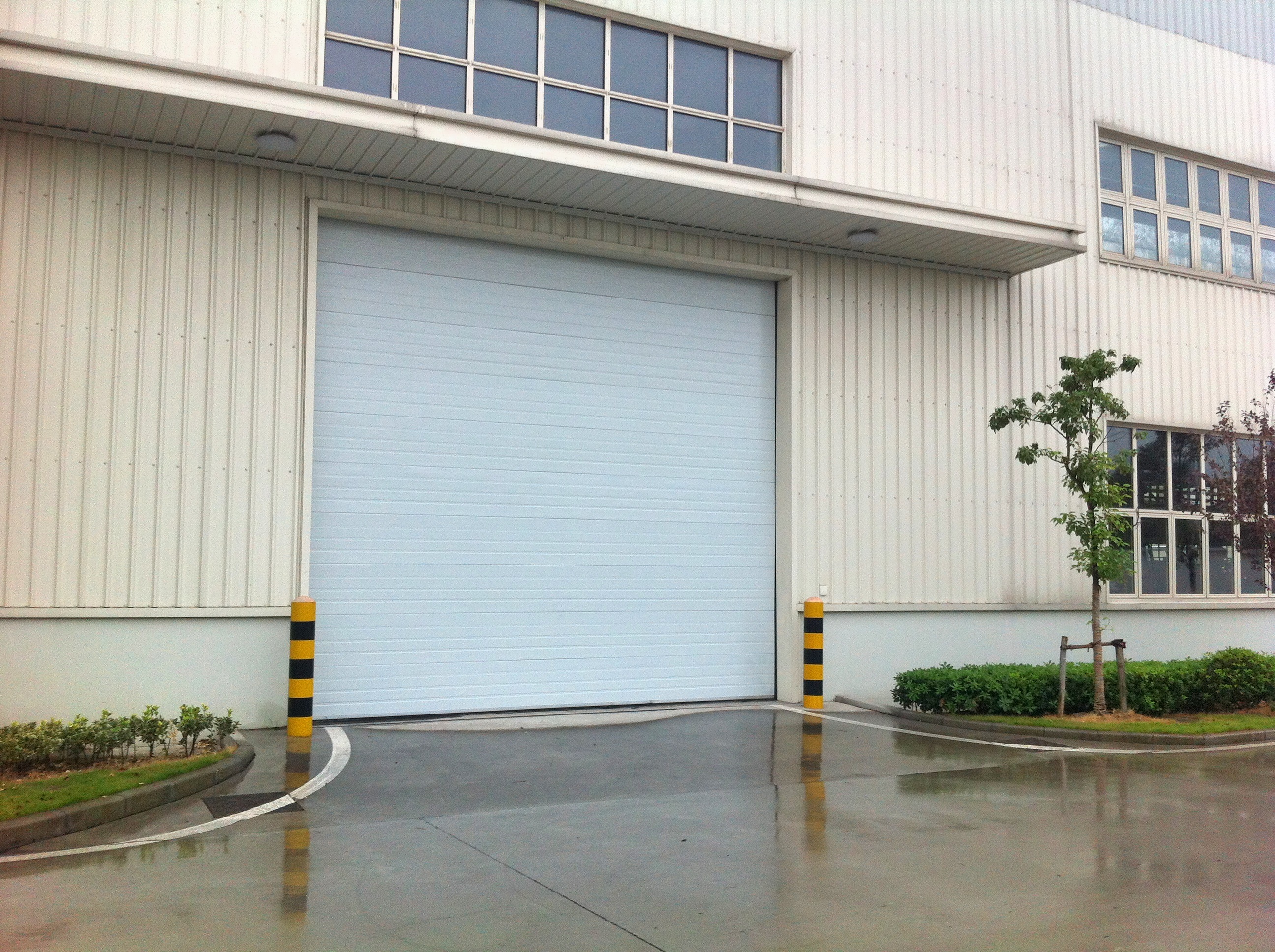 工業(yè)門(mén)