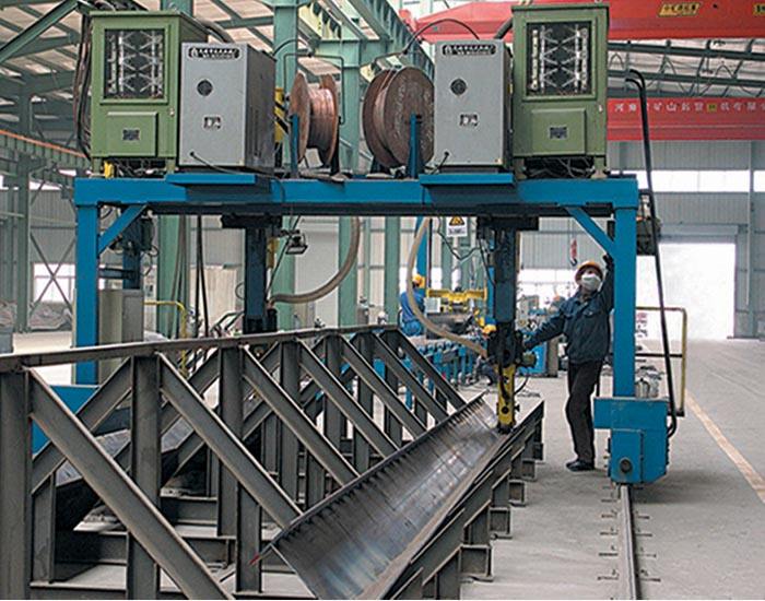 成都力豐金屬專業(yè)加工安裝鋼結(jié)構(gòu)