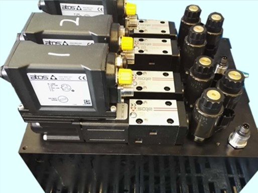 虛擬軌道電車比例閥組內(nèi)部