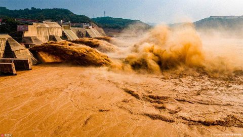 地震发生的原因_造成地震发生的原因是什么_造成地震发生的原因