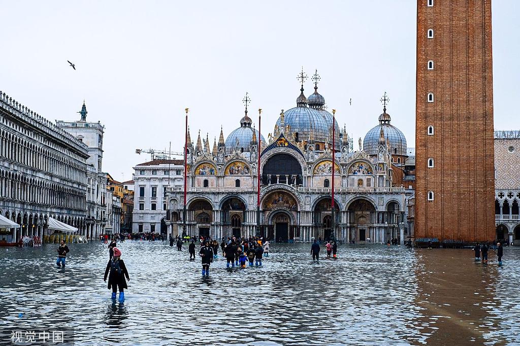 智能防汛設(shè)備