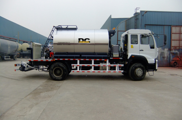 DCLS0860 沥青洒布车 DCLS0860 沥青洒布车