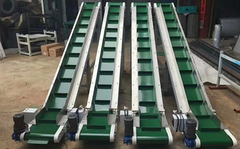 皮帶輸送機(jī)