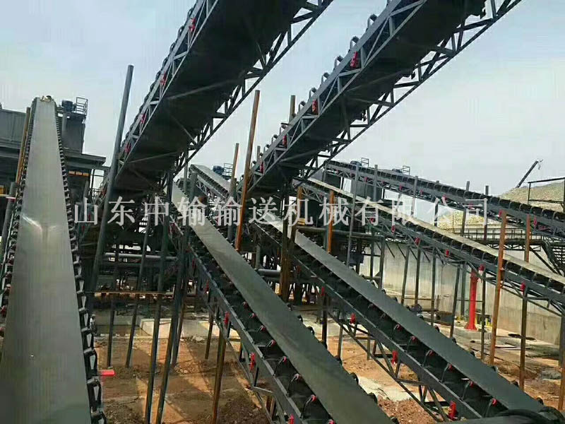 了解一下鏈板輸送機(jī)的主要作用及特點(diǎn)