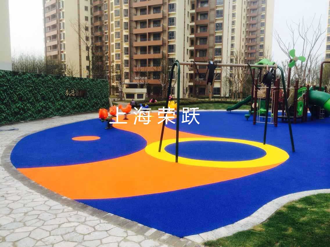塑膠跑道