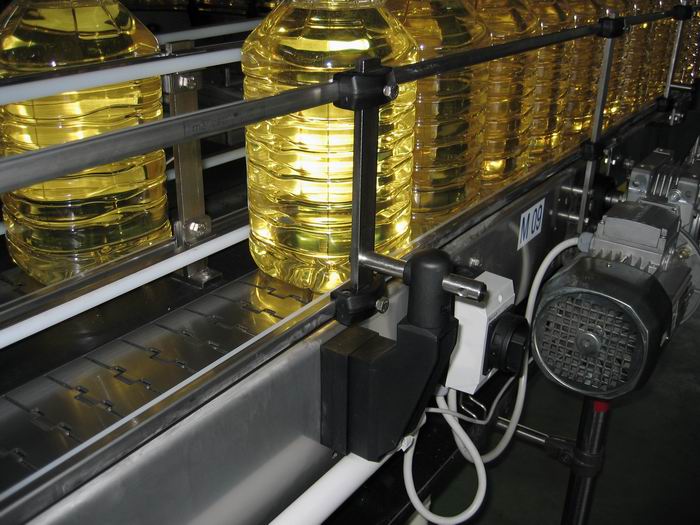 食用油生產(chǎn)線(xiàn)輸送系統(tǒng)案例