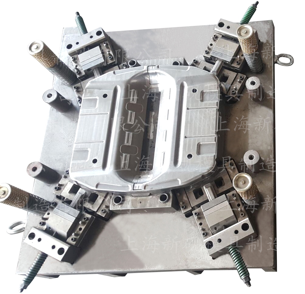側沖孔-下模案例