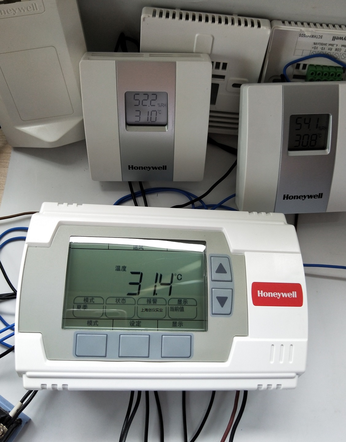 溫濕度傳感器與控制器UB1211CH HONEYWELL 調(diào)試必須注意事項(xiàng)說明