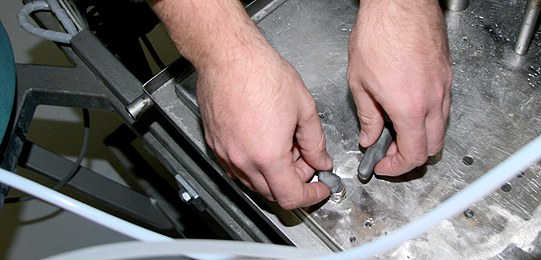 WEICON Repair Stick Steel（钢铁修补胶棒）