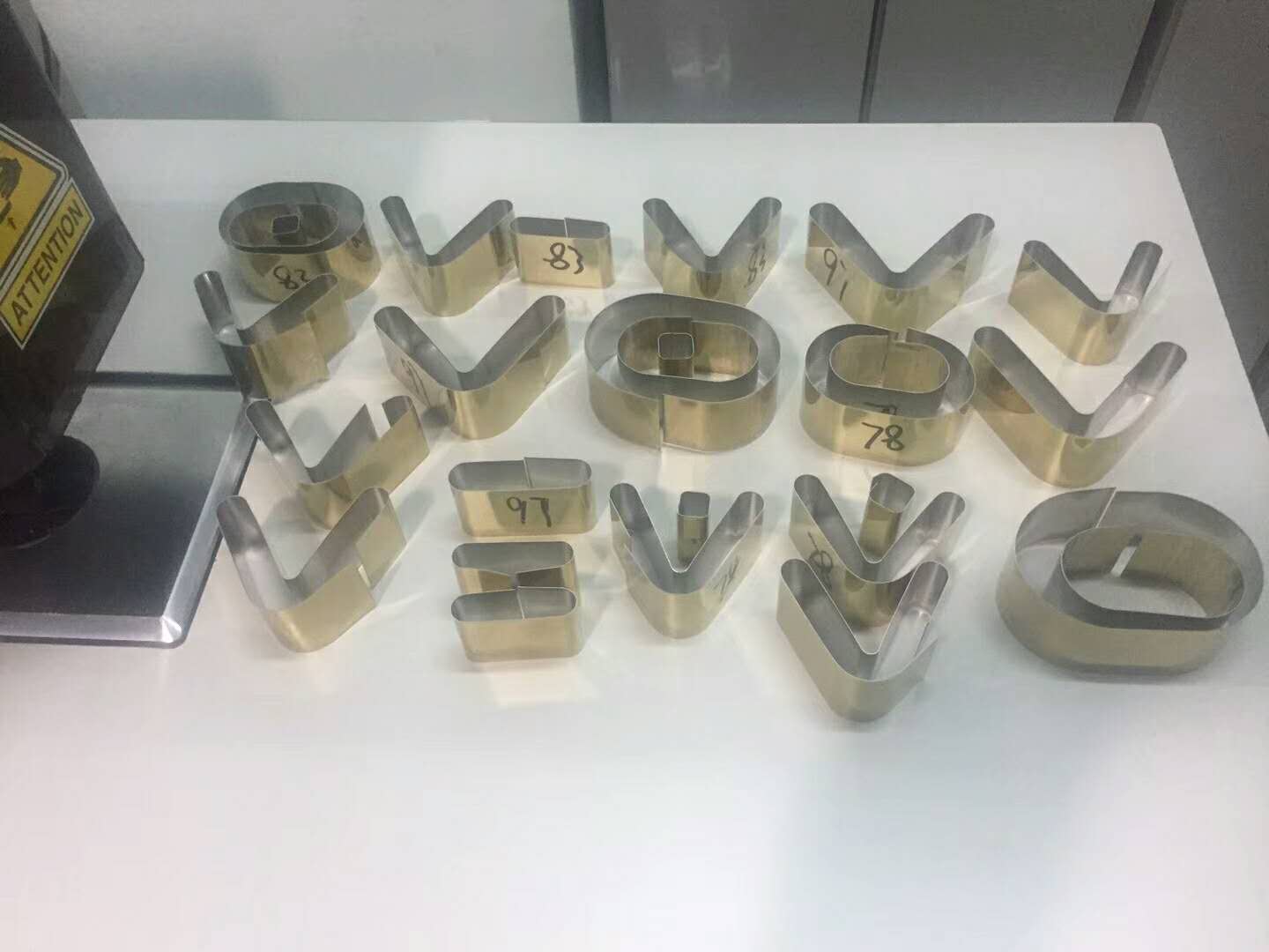 弯字机制作样品 弯字机制作样品