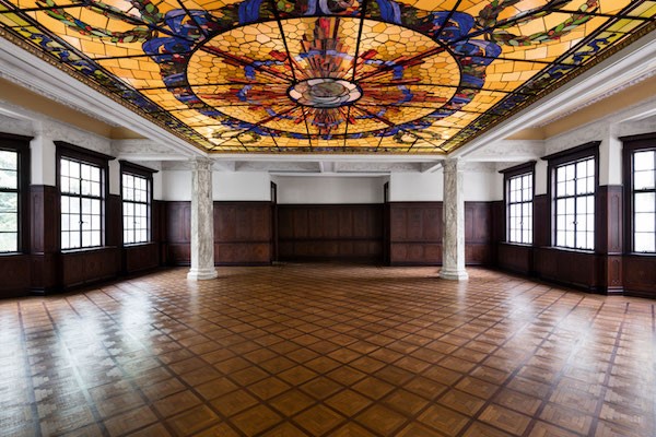 Prada與上海同瑞